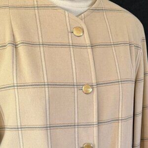 Lightweight ultra warm supersoft BASLER short coat/jacket